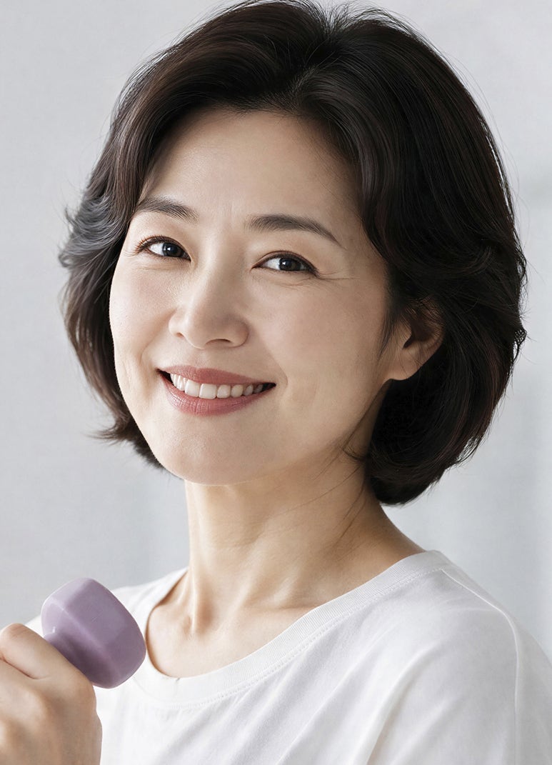 김해성형외과 중년쌍꺼풀수술 선택 시 주의사항 및 상안검 비교 사진 4